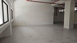 Kitchener Complex (D8), Office #454446371